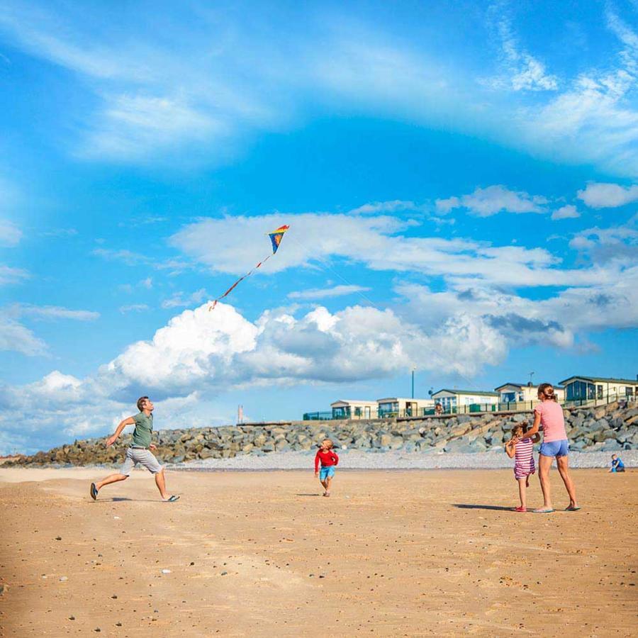Caravan Hire Golden Sands Sea Front Kinmel Bay Exteriér fotografie
