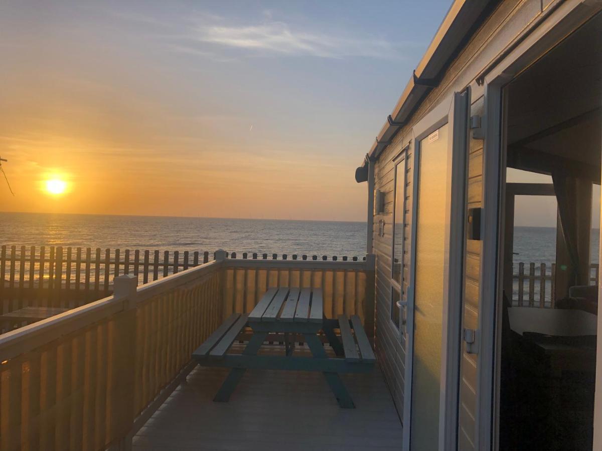 Caravan Hire Golden Sands Sea Front Kinmel Bay Exteriér fotografie